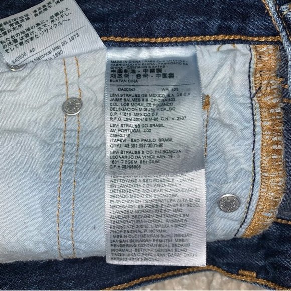 Levi’s 501 Cut Off Jean Shorts  Button Fly Dark Blue Wash Denim Women'sSize 24 - Picture 8 of 9